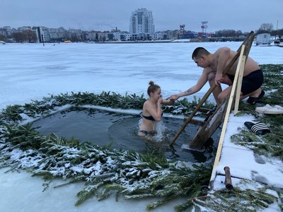 Святкування Водохреща у Хмельницькому: фоторепортаж Святкування Водохреща у Хмельницькому: фоторепортаж