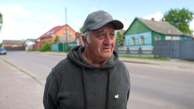 "За один день чотири влучання". Баранівку у Сумах планують закрити антидроновими сітками "За один день чотири влучання". Баранівку у Сумах планують закрити антидроновими сітками