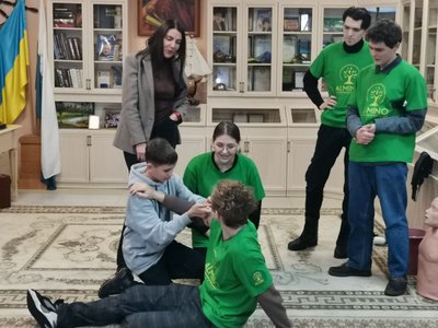 У Полтаві для школярів проводять заняття із домедичної допомоги: чому навчають У Полтаві для школярів проводять заняття із домедичної допомоги: чому навчають