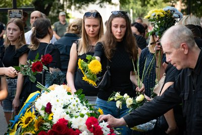 Загинув у День Незалежності України: в Ужгороді попрощалися із захисником Сергієм Стрижаком Загинув у День Незалежності України: в Ужгороді попрощалися із захисником Сергієм Стрижаком