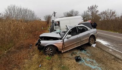 ДТП в Одеській області з мікроавтобусом: одна людина загинула, двоє травмовані ДТП в Одеській області з мікроавтобусом: одна людина загинула, двоє травмовані