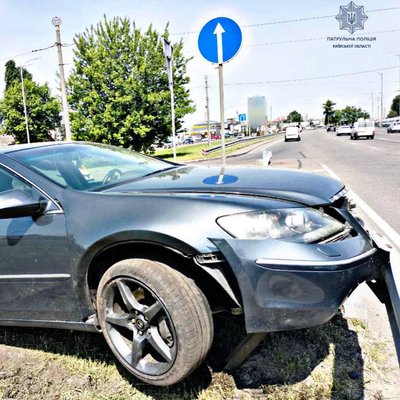 На Київщині чоловік віддав машину на СТО, а вона потрапила в ДТП