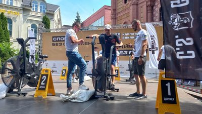 В Ужгороді тривають всеукраїнські змагання з адаптивних видів спорту В Ужгороді тривають всеукраїнські змагання з адаптивних видів спорту