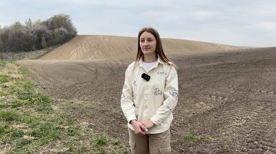 Замість компенсації — дрони для ЗСУ: на Волині підлітки знищили посіви буряків на кількох гектара Замість компенсації — дрони для ЗСУ: на Волині підлітки знищили посіви буряків на кількох гектара