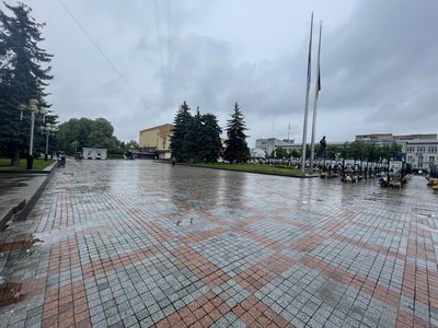 Підписи з проханням перенести туалет з майдану Незалежності просять у Рівному. Що розповіла авторка петиції Підписи з проханням перенести туалет з майдану Незалежності просять у Рівному. Що розповіла авторка петиції