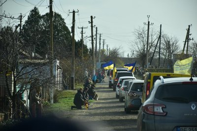 У Снігурівці попрощалися із загиблим воїном Миколою Базаркіним У Снігурівці попрощалися із загиблим воїном Миколою Базаркіним
