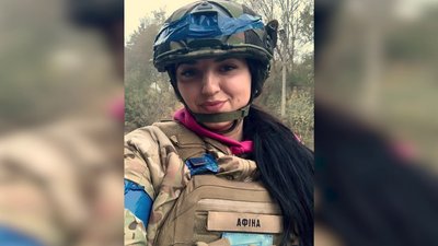 Командирка у 20 років: історія бійчині Єлизавети Пишняк з 41-ї бригади Командирка у 20 років: історія бійчині Єлизавети Пишняк з 41-ї бригади
