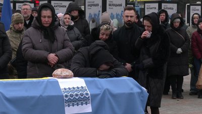 З військовими Миколою Стрибулевичем та Павлом Бедіним попрощалися у Рівному З військовими Миколою Стрибулевичем та Павлом Бедіним попрощалися у Рівному