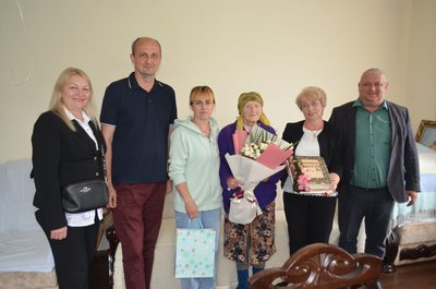 Довгожительку привітали з днем народження. Сторіччя. Текла Дроздовська.Білобожницька громада. Тернопільщина,червень 025 Довгожительку привітали з днем народження. Сторіччя. Текла Дроздовська.Білобожницька громада. Тернопільщина,червень 025