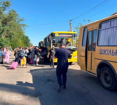 На Одещині евакуювали 340 пасажирів потяга після атаки РФ: серед них 67 дітей