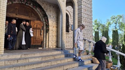 "Стараємось передати дітям традиції": як відзначили Великдень в Черкасах "Стараємось передати дітям традиції": як відзначили Великдень в Черкасах