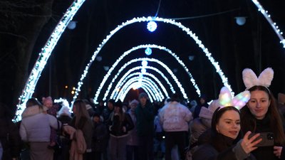 Івано-Франківськ, свято, новорічні арки Івано-Франківськ, свято, новорічні арки
