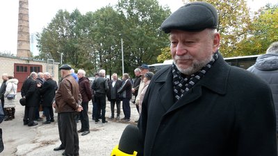 "Такі люди народжуються нечасто": у Чернігові попрощалися з колишнім очільником міліції області Віктором Свинарьовим "Такі люди народжуються нечасто": у Чернігові попрощалися з колишнім очільником міліції області Віктором Свинарьовим