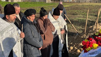 Прощання з загиблими військовими на Чернігівщині 19 листопада 2025 року Прощання з загиблими військовими на Чернігівщині 19 листопада 2025 року