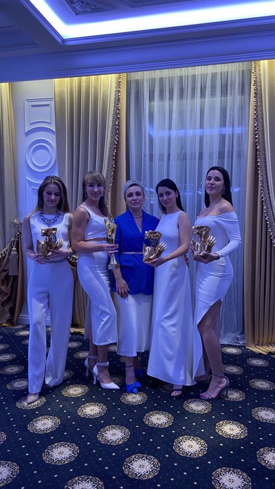 Перевтілення переселенки: команда майстрів краси з Бердичева посіла перше місце у міжнародному чемпіонаті Перевтілення переселенки: команда майстрів краси з Бердичева посіла перше місце у міжнародному чемпіонаті