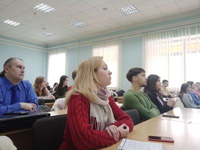 В учнівських дебатах взяли участь 28 старшокласників з Хмельницької тергромади В учнівських дебатах взяли участь 28 старшокласників з Хмельницької тергромади