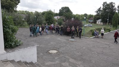«Без школи не буде села»: громада на Вінниччині бореться за навчальний заклад, який рік не працює «Без школи не буде села»: громада на Вінниччині бореться за навчальний заклад, який рік не працює