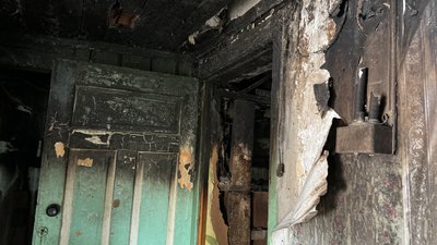 Наслідки обстрілу у будинку Ольги село Білокузминівка Костянтинівська громада Донецька область 28 травня 2025 рік