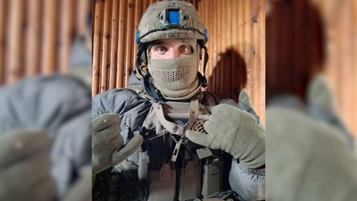 Без їжі, води та БК: історія нацгвардійця з Рівного, який вижив у оточеній Авдіївці Без їжі, води та БК: історія нацгвардійця з Рівного, який вижив у оточеній Авдіївці