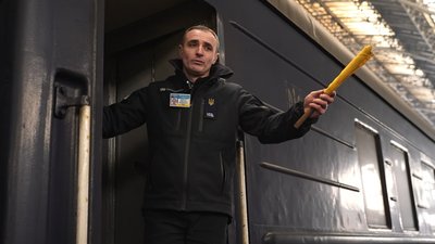 Зустріли повномасштабне вторгнення на роботі: п’ять історій про ранок 24 лютого 2022 року Зустріли повномасштабне вторгнення на роботі: п’ять історій про ранок 24 лютого 2022 року