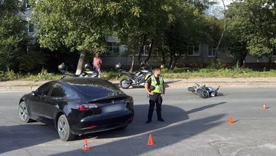Травмувалися троє людей, серед них 14-річний велосипедист: ДТП на Хмельниччині за минулу добу Травмувалися троє людей, серед них 14-річний велосипедист: ДТП на Хмельниччині за минулу добу