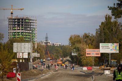 На Київщині Володимир Зеленський оглянув будівництво житла для людей, які втратили домівки через війну На Київщині Володимир Зеленський оглянув будівництво житла для людей, які втратили домівки через війну