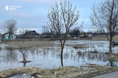 Танення снігу спричинило підтоплення Березівки та околиць: фото наслідків негоди Танення снігу спричинило підтоплення Березівки та околиць: фото наслідків негоди