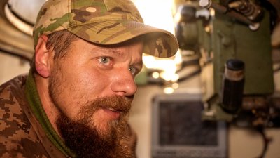 24 ОМБр оброна Часів Яр самохідна артилерійська установка 2С1 "Гвоздика" штурми армія РФ навідник гармати "Сомік" Донецька область 21 жовтня 2024 рік 24 ОМБр оброна Часів Яр самохідна артилерійська установка 2С1 "Гвоздика" штурми армія РФ навідник гармати "Сомік" Донецька область 21 жовтня 2024 рік