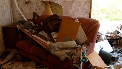 Атака на Чернігів: що розповіли очевидці атаки РФ на Чернігів, коли БпЛА пошкодив будинок Атака на Чернігів: що розповіли очевидці атаки РФ на Чернігів, коли БпЛА пошкодив будинок