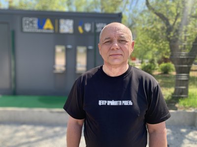 У Миколаєві медзаклади отримали дві мобільні водоочисні станції У Миколаєві медзаклади отримали дві мобільні водоочисні станції