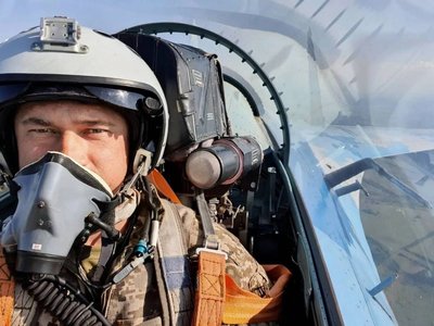 Військовому із Полтавщини Денису Кирилюку відкрили меморіальний знак Військовому із Полтавщини Денису Кирилюку відкрили меморіальний знак