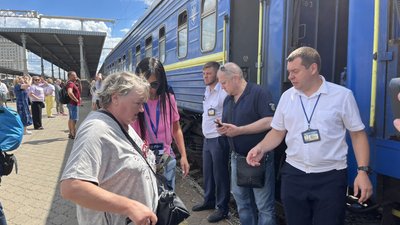 З Харкова відправився евакуаційний вагон на Закарпаття: скільки людей вирішили виїхати З Харкова відправився евакуаційний вагон на Закарпаття: скільки людей вирішили виїхати