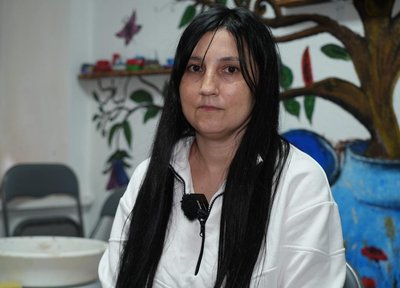 "Донька каже: давай переїдемо туди, де негучно". Діти, які потрапили під обстріл потяга у Дніпрі, проходять реабілітацію "Донька каже: давай переїдемо туди, де негучно". Діти, які потрапили під обстріл потяга у Дніпрі, проходять реабілітацію