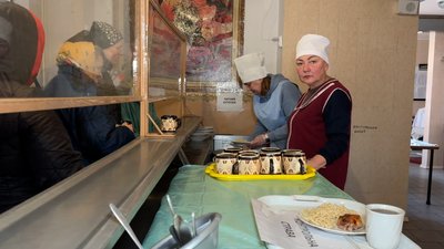 Соціальна їдальня Слов’янськ Донецька область 3 листопада 2025 рік Соціальна їдальня Слов’янськ Донецька область 3 листопада 2025 рік