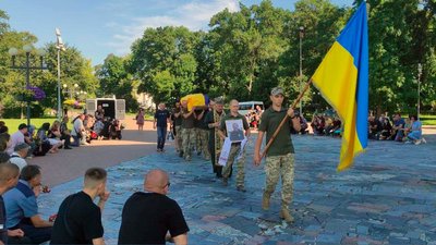 Опізнали за ДНК-експертизою: у Чернігові поховали бійця Миколу Морського Опізнали за ДНК-експертизою: у Чернігові поховали бійця Миколу Морського