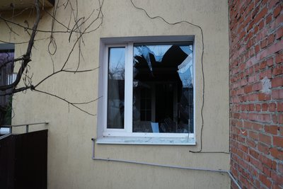 "Все на нас посипалося": очевидці про обстріл Сум "Все на нас посипалося": очевидці про обстріл Сум