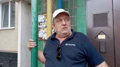 "Тільки оголошують тривогу, а в тебе мурахи по тілу". Рік після ракетного удару по дев’ятиповерхівці у Кривому Розі "Тільки оголошують тривогу, а в тебе мурахи по тілу". Рік після ракетного удару по дев’ятиповерхівці у Кривому Розі