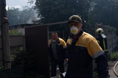 Знищені будинки, детонація та евакуація людей: що відомо про ситуацію у Вишневому