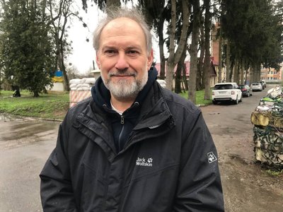 "Переможний Великдень": у соборі в Житомирі освятили шість тисяч пасок для військових "Переможний Великдень": у соборі в Житомирі освятили шість тисяч пасок для військових