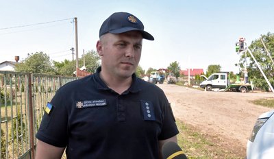 "Бачили, як дах летить в поле": в громаді на Волині буревій пошкодив понад 30 будинків