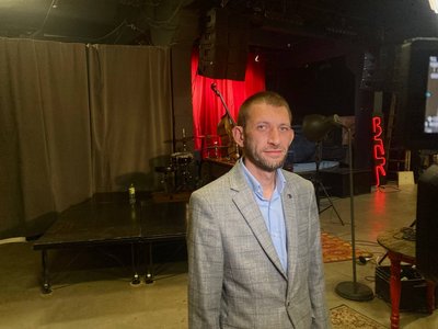 Тарас Буряк "Діалоги тіней"