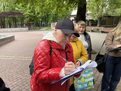 У Гайсині провели мітинг проти підвищення тарифів на воду У Гайсині провели мітинг проти підвищення тарифів на воду