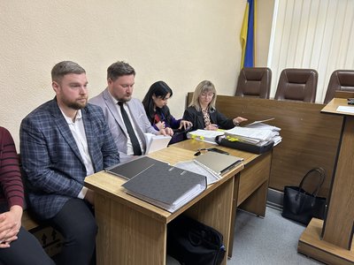 Суд у справі дитини, яку вбило дерево у дитсадку у Кременчуці: чому перенесли судове засідання Суд у справі дитини, яку вбило дерево у дитсадку у Кременчуці: чому перенесли судове засідання