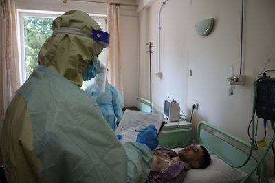 "Пацієнт" із судомами та повна готовність медиків: в Ужгороді відпрацювали сценарій спалаху холери "Пацієнт" із судомами та повна готовність медиків: в Ужгороді відпрацювали сценарій спалаху холери
