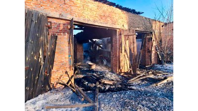 РФ атакувала сільгосппідприємство на Чернігівщини: запустили 8 дронів та одну ракету РФ атакувала сільгосппідприємство на Чернігівщини: запустили 8 дронів та одну ракету
