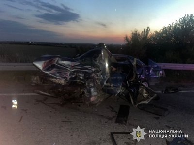 Внаслідок ДТП поблизу села Деревач загинув 19-річний львів'янин, двоє людей у лікарні Внаслідок ДТП поблизу села Деревач загинув 19-річний львів'янин, двоє людей у лікарні