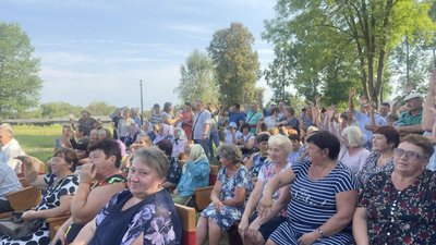 Перехід з УПЦ в ПЦУ: на Рівненщині громада села Жовкині провела збори Перехід з УПЦ в ПЦУ: на Рівненщині громада села Жовкині провела збори