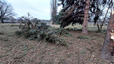 Удар по Сумах: що кажуть очевидці російської атаки “шахедами” Удар по Сумах: що кажуть очевидці російської атаки “шахедами”