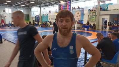 Віктор Петрик, тернове поле Віктор Петрик, тернове поле