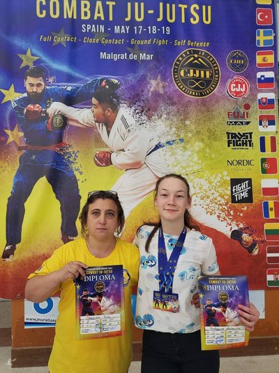 19 медалей вибороли спортсмени Житомирщини на Чемпіонаті Європи з Комбат Дзю-Дзюцу в Іспанії 19 медалей вибороли спортсмени Житомирщини на Чемпіонаті Європи з Комбат Дзю-Дзюцу в Іспанії